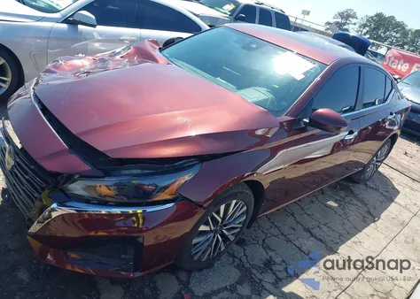 2023 Nissan Altima Sv Intelligent Awd z USA, uszkodzony, nr VIN 1N4BL4DW5PN426467